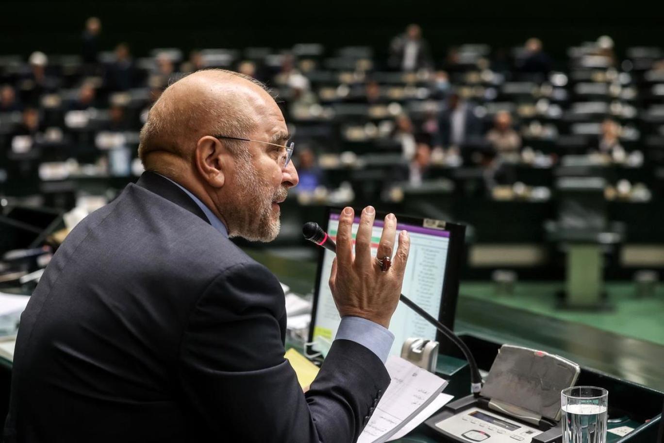 دعوت نمایندگان مجلس از قالیباف برای نامزدی در انتخابات ریاست جمهوری دعوت نمایندگان مجلس از قالیباف برای نامزدی در انتخابات ریاست جمهوری