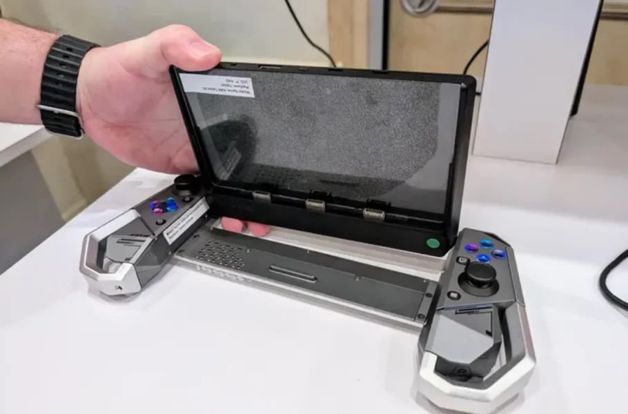 ایده جدید اینتل؛ کامپیوتر ترکیبی از تبلت، لپ‌تاپ و کنسول دستی