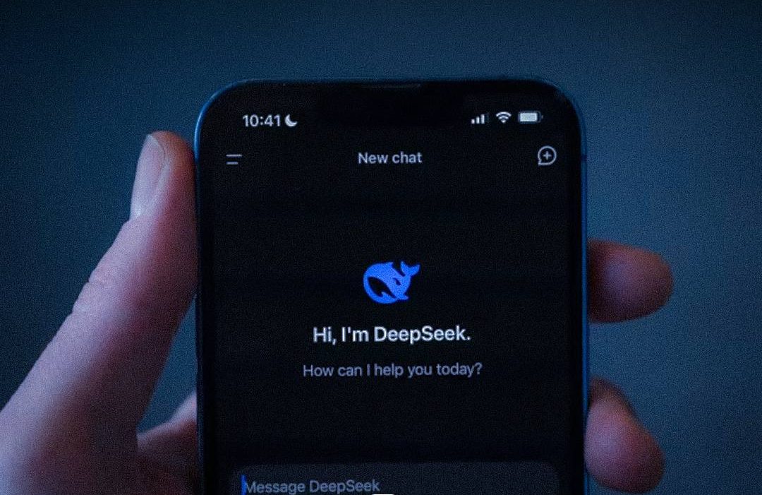 توکنهای هوش مصنوعی قرمز شدند؛ آشفتگی در بازار رمزارزها با ظهور DeepSeek توکنهای هوش مصنوعی قرمز شدند؛ آشفتگی در بازار رمزارزها با ظهور DeepSeek