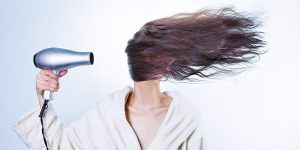  نانوذرات خطرناک مو در سشوار و اتو مو