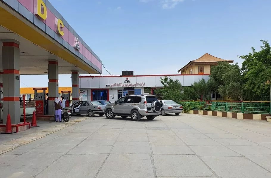 از دیشب بنزین آزاد ۵۰۰۰ تومان شد؛ سهمیه‌ها چه تغییری کرد؟